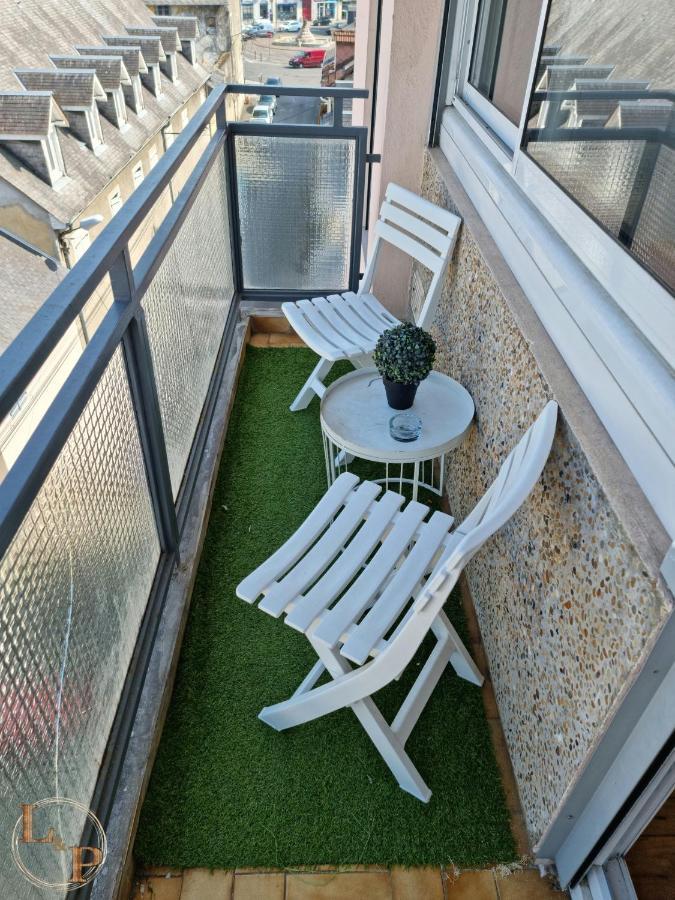 Ferienwohnung Le Belvedere Vue Pyrenees, Familiale, Centre Tarbes Exterior foto